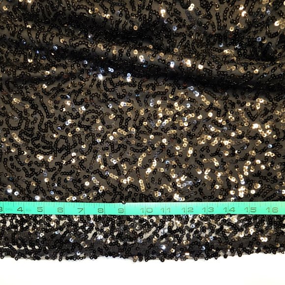 Scoop Neck Sleeveless Sequin Dress - Picture 9 of 10